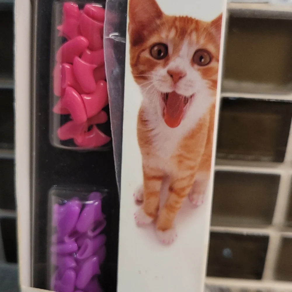 Kitty caps